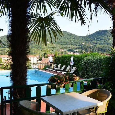 Hotel Giotto Garda  Exterior foto