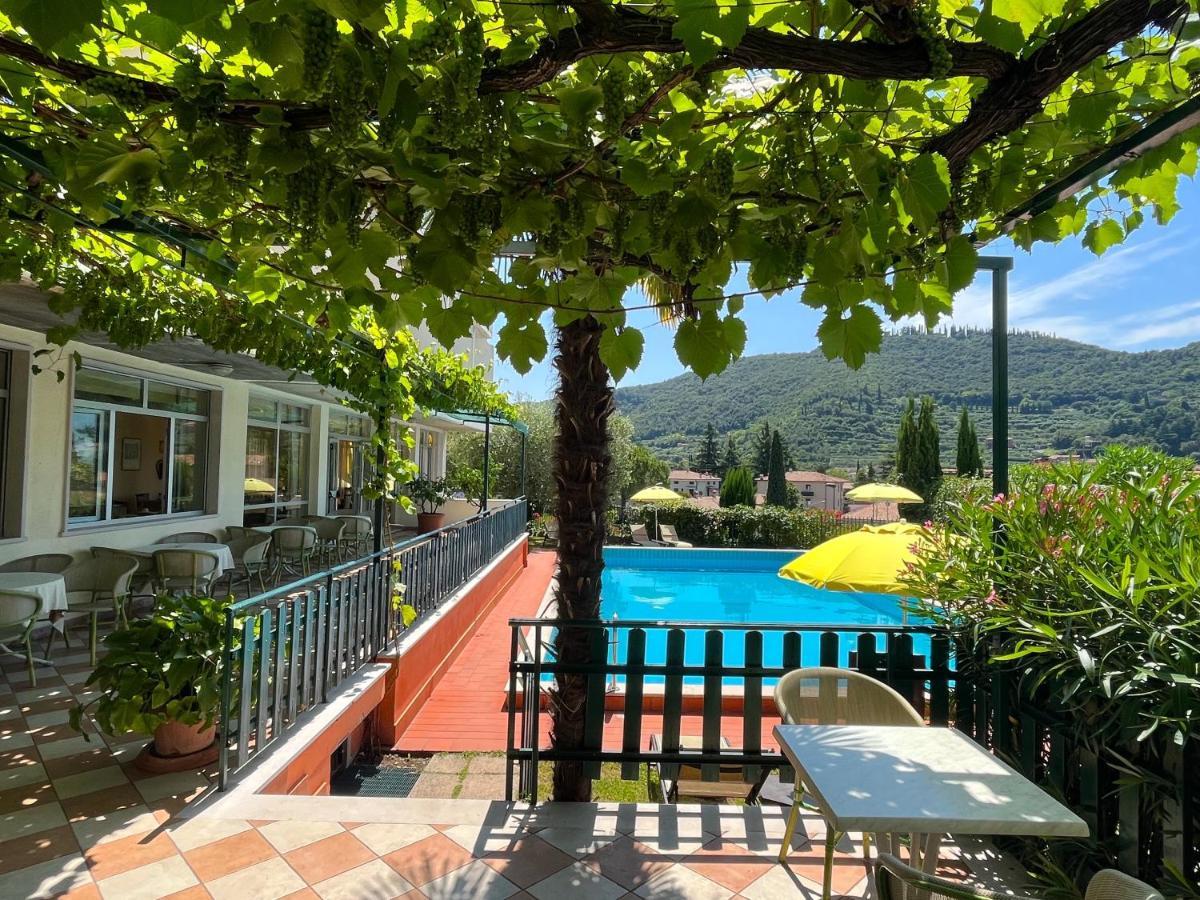 Hotel Giotto Garda  Exterior foto