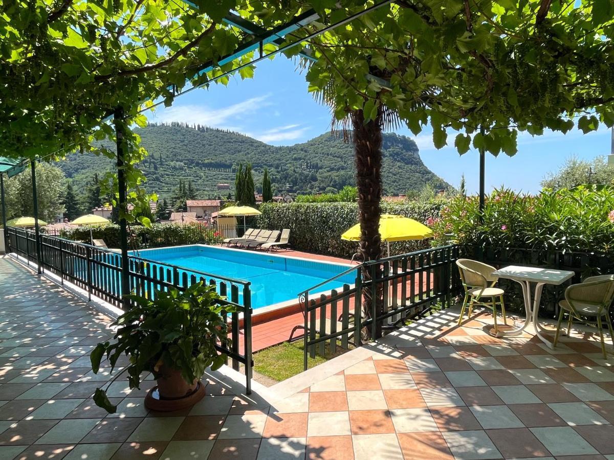 Hotel Giotto Garda  Exterior foto