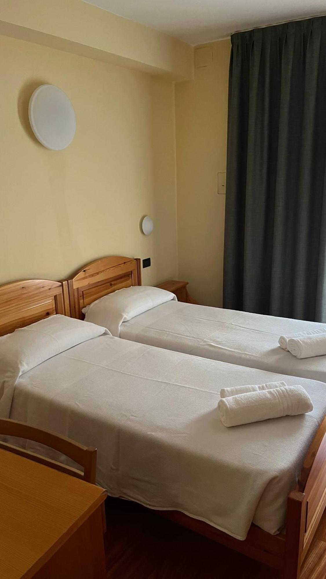 Hotel Giotto Garda  Exterior foto